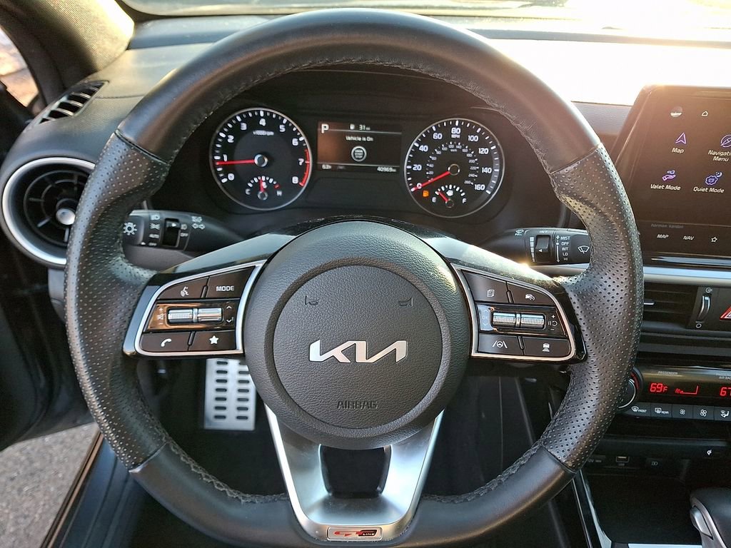 Used 2023 Kia Forte GT-Line w/ GT-Line Premium Package image 20