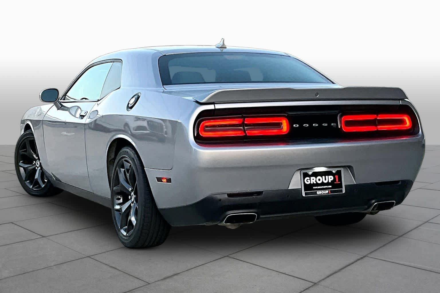 Used 2018 Dodge Challenger SXT Plus RWD image 11