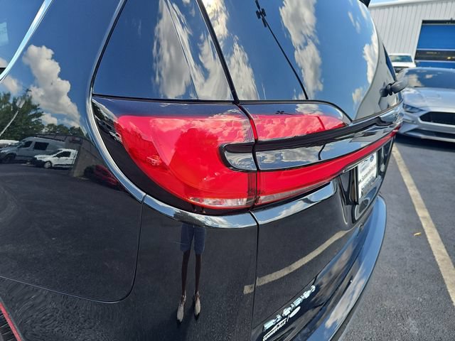 Used 2023 Chrysler Pacifica Limited w/ Uconnect Theater Family Group AWD/4WD image 40