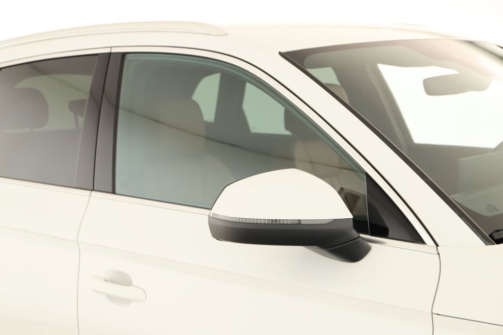 Certified 2022 Audi Q5 e Premium w/ Convenience Package image 33