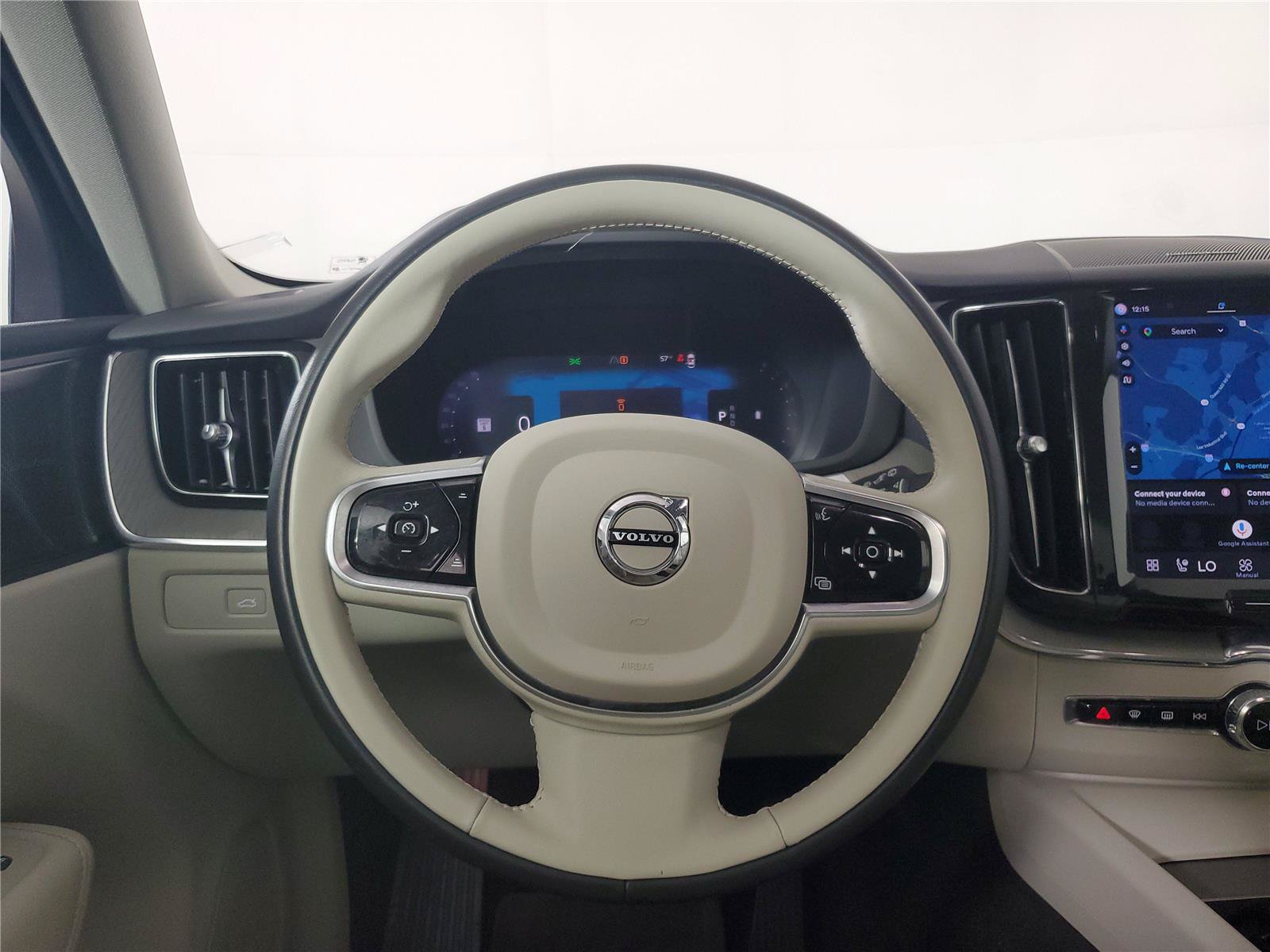 Certified 2023 Volvo XC60 B5 Plus w/ Climate Package AWD/4WD image 15