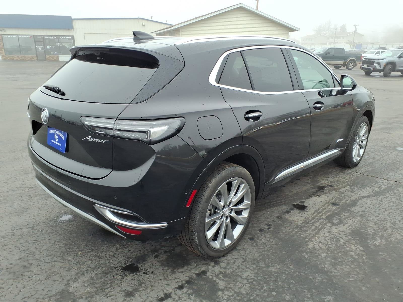 Used 2023 Buick Envision Avenir image 6