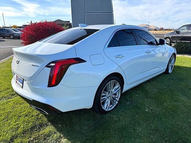 Used 2020 Cadillac CT4 Premium Luxury image 2