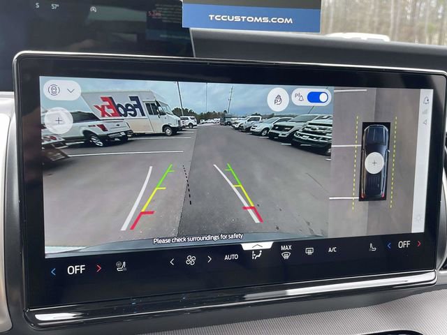 New 2026 Ford Expedition Active RWD image 10