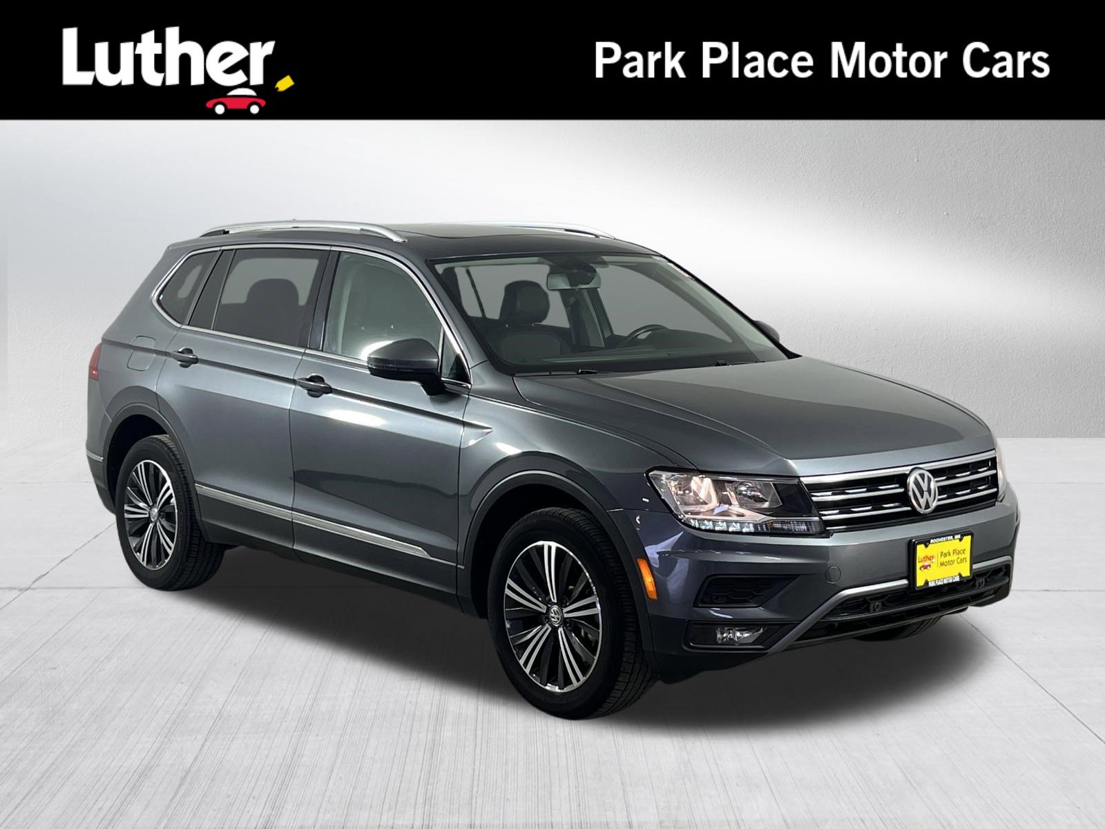 Used 2019 Volkswagen Tiguan SEL w/ 3rd Row Seat Package image 1