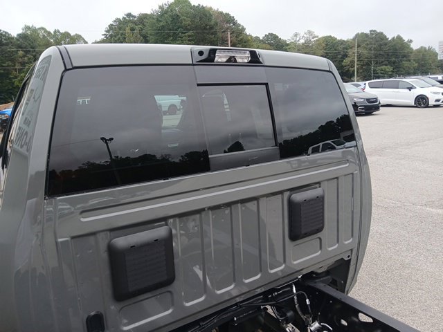 New 2027 RAM 4500 4x4 Crew Cab DRW w/ Laramie Trim Package image 6