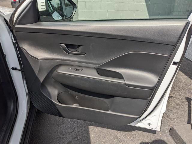 Used 2024 Hyundai Kona SEL FWD image 19