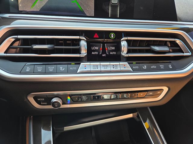 Used 2022 BMW X5 M50i w/ Executive Package AWD/4WD image 16