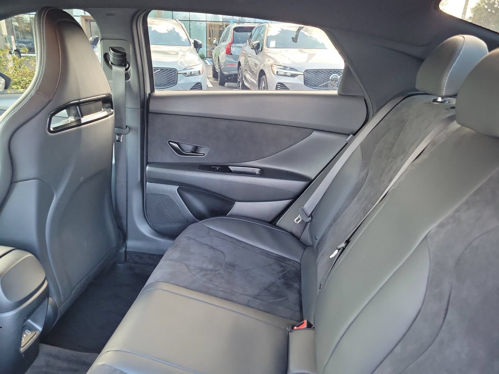 Used 2025 Hyundai Elantra N FWD image 11