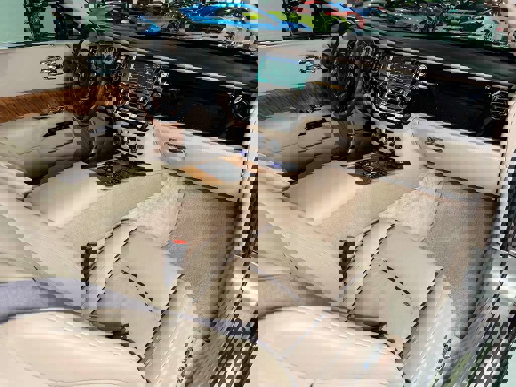 Used 2014 Rolls-Royce Wraith image 14