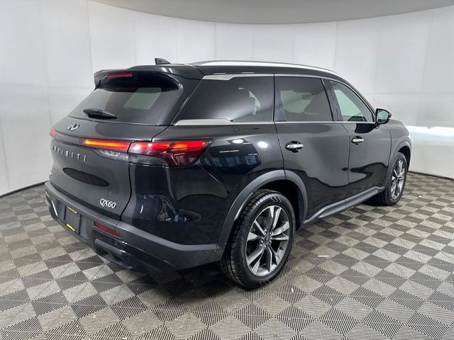 Used 2024 INFINITI QX60 Luxe image 3