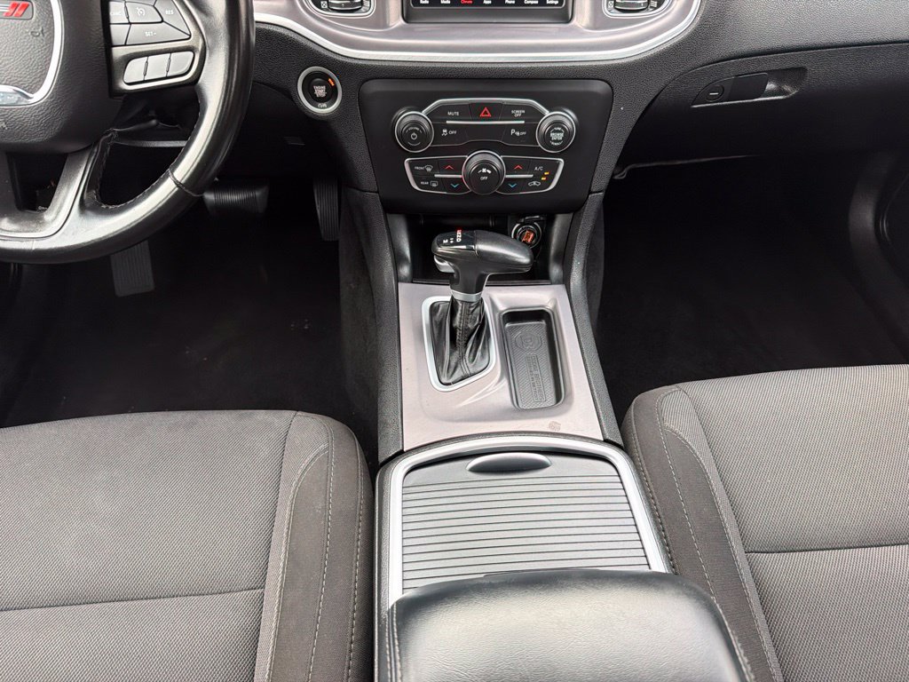 Used 2022 Dodge Charger SXT RWD image 26