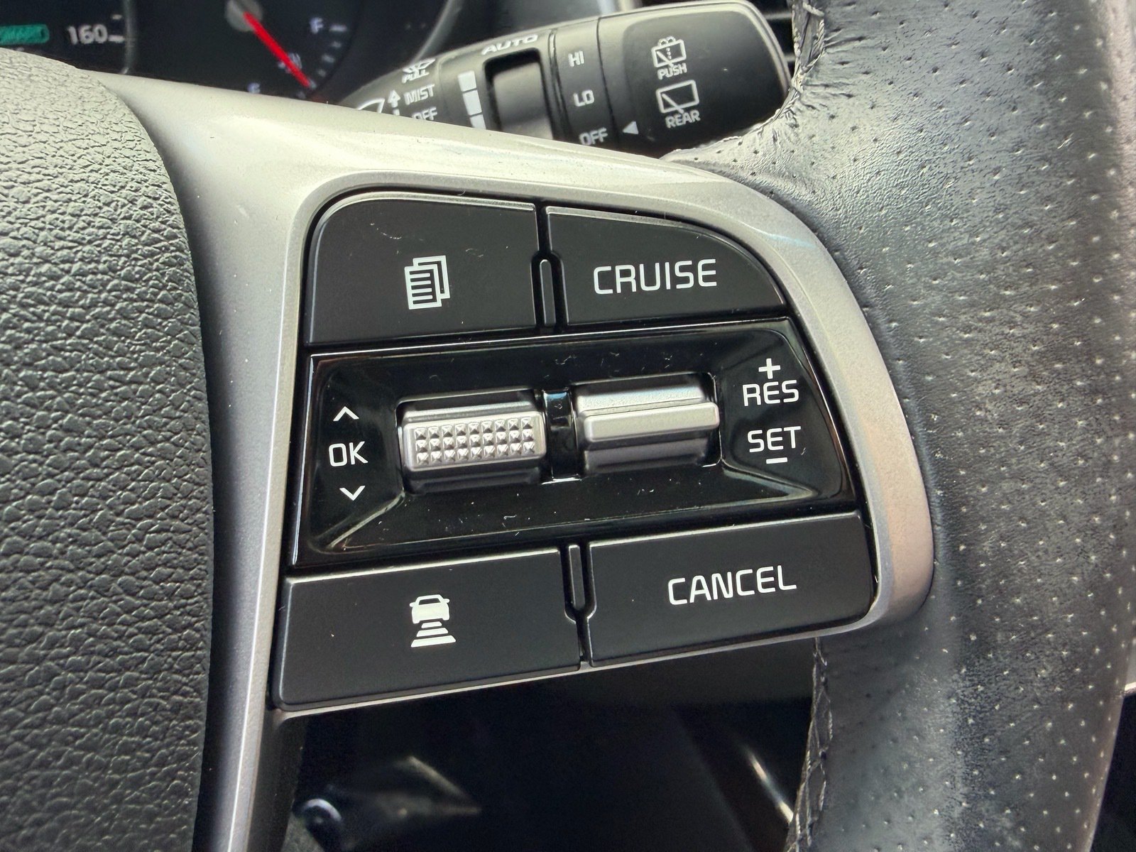 Used 2019 Kia Sorento SX w/ SX Touring Package FWD image 30