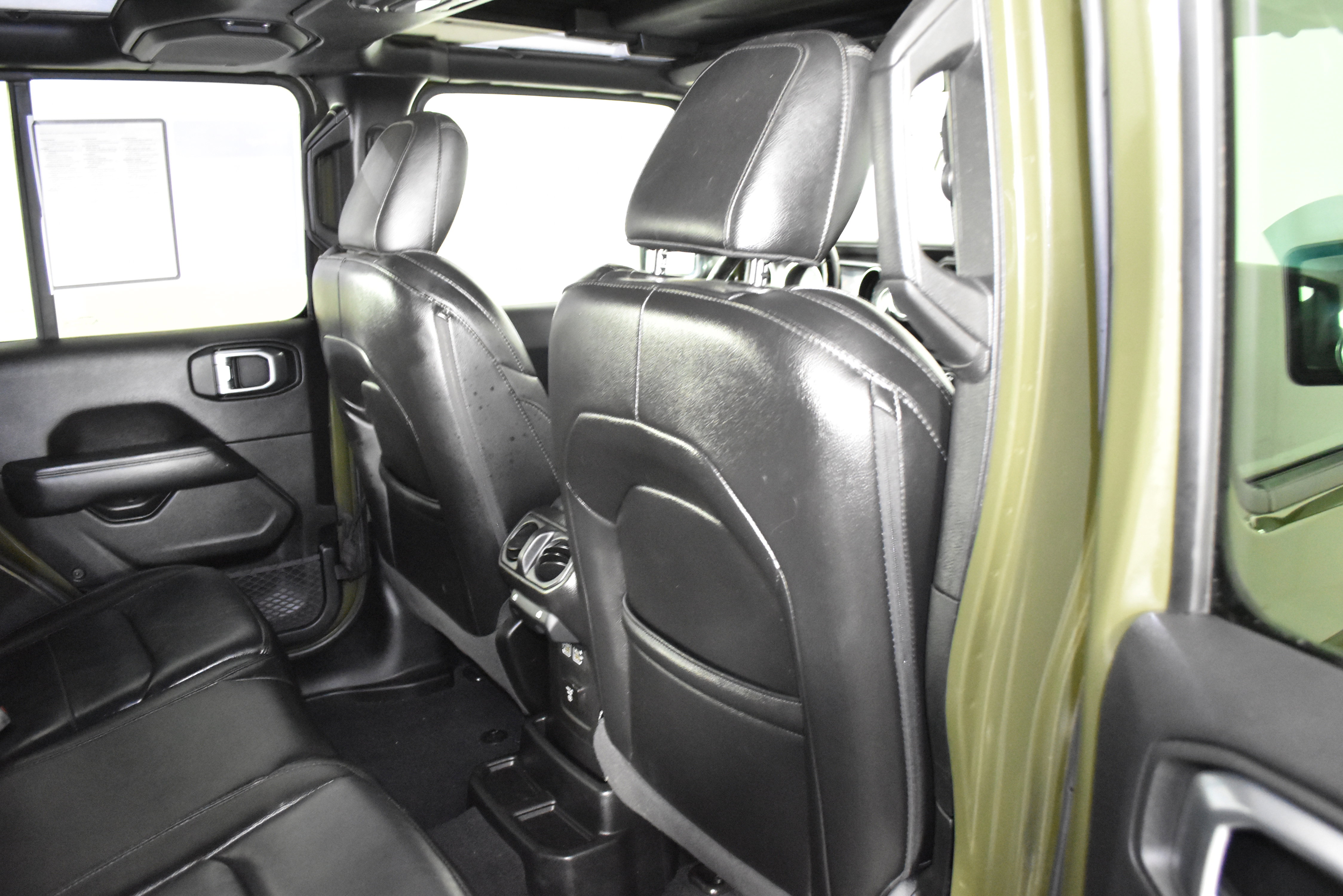 Used 2020 Jeep Wrangler Unlimited Sahara image 46