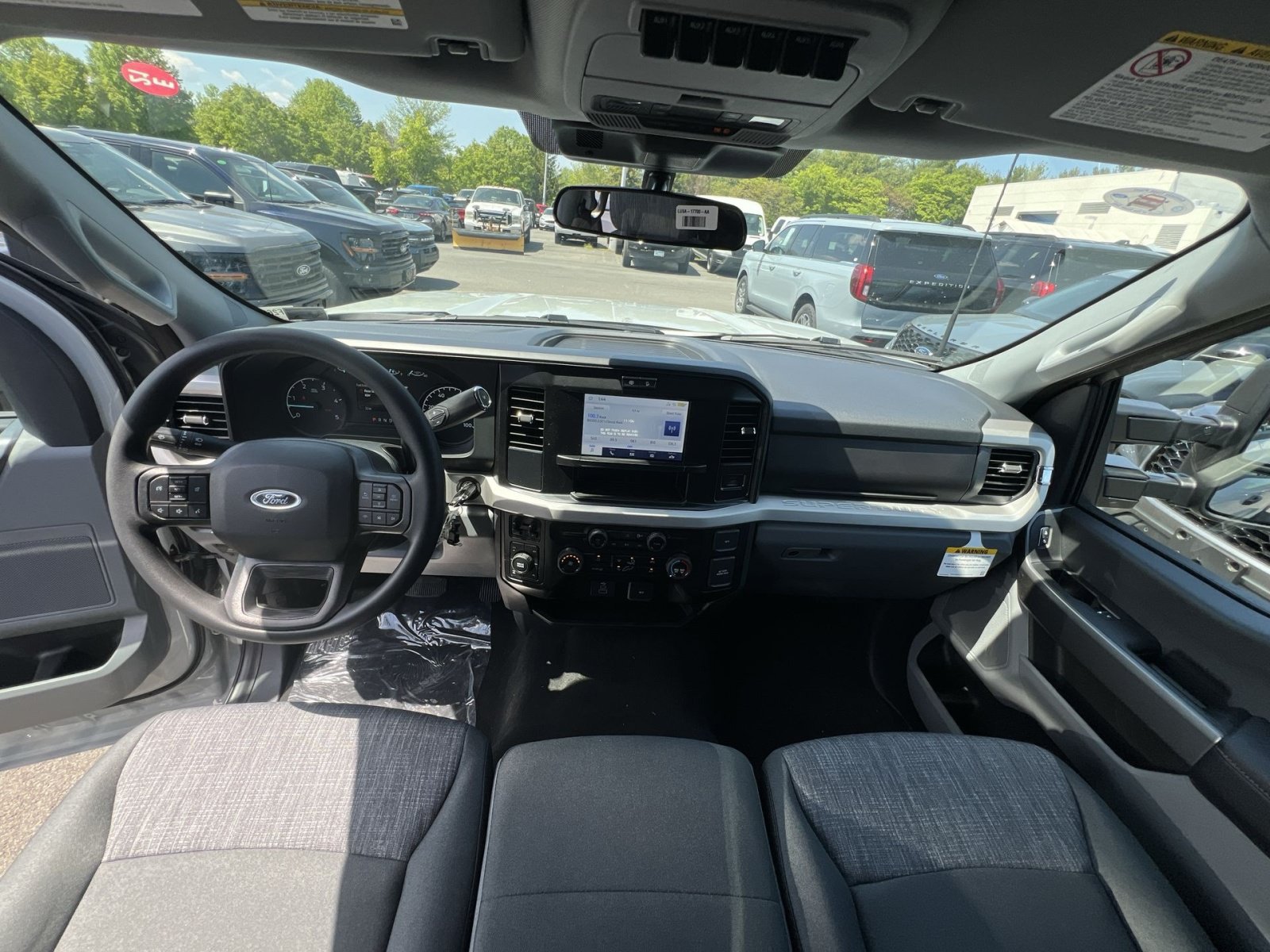 New 2026 Ford F250 XLT w/ FX4 Off-Road Package AWD/4WD image 30