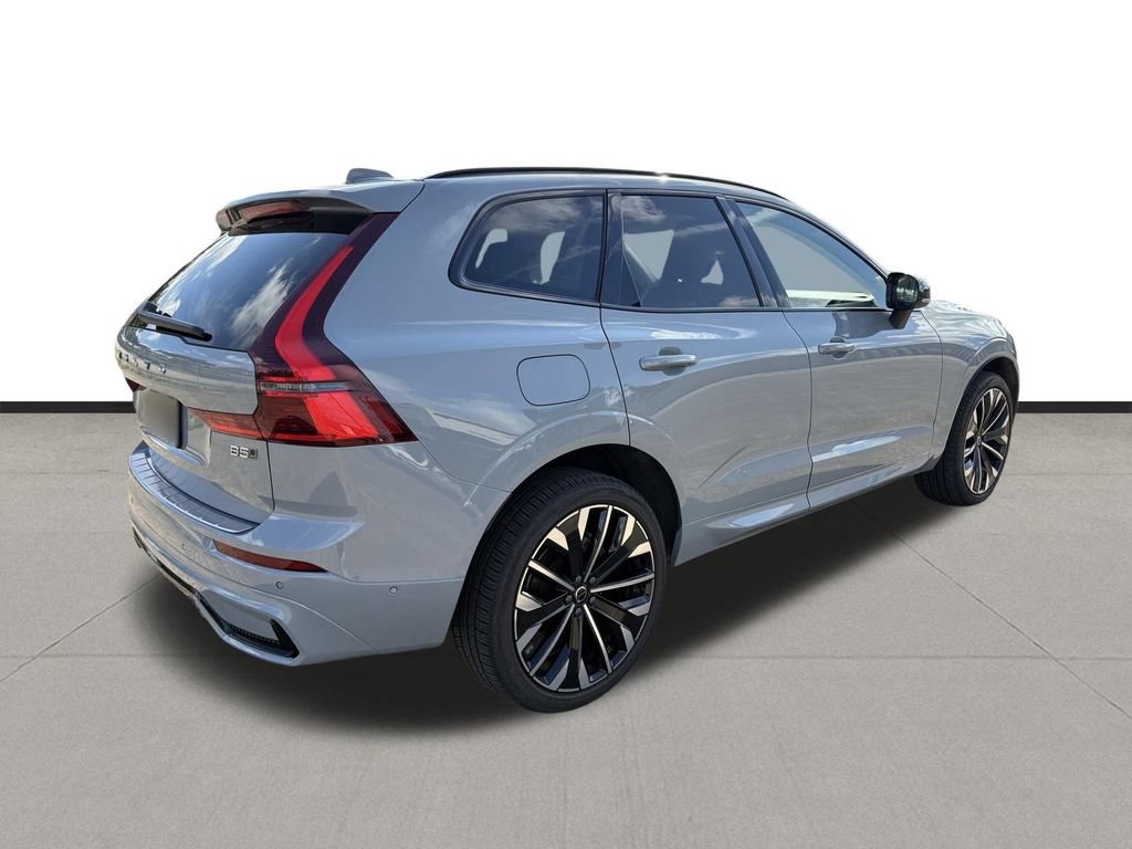 Used 2026 Volvo XC60 B5 Ultra AWD/4WD image 5