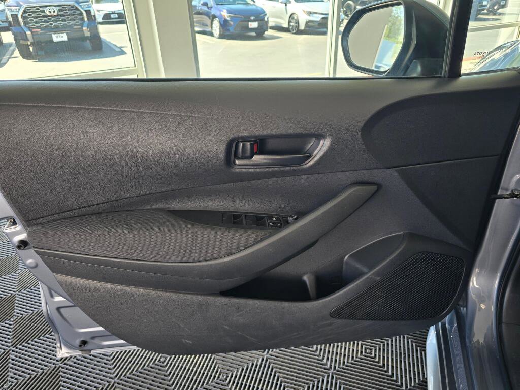 Used 2023 Toyota Corolla LE FWD image 19
