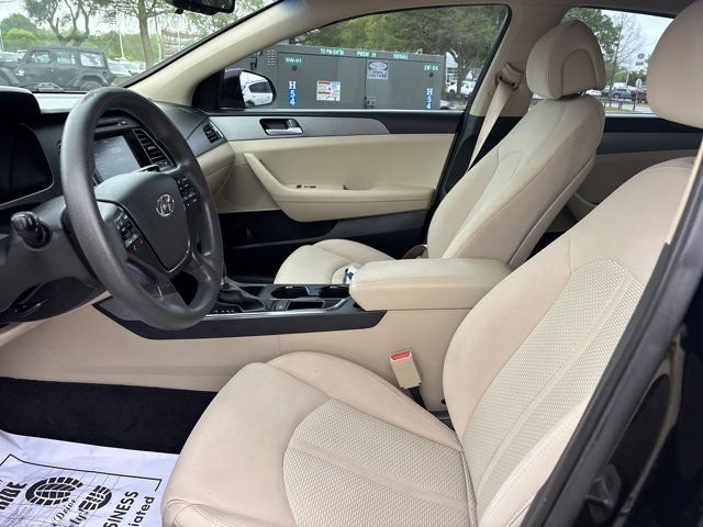 Used 2016 Hyundai Sonata SE FWD image 13