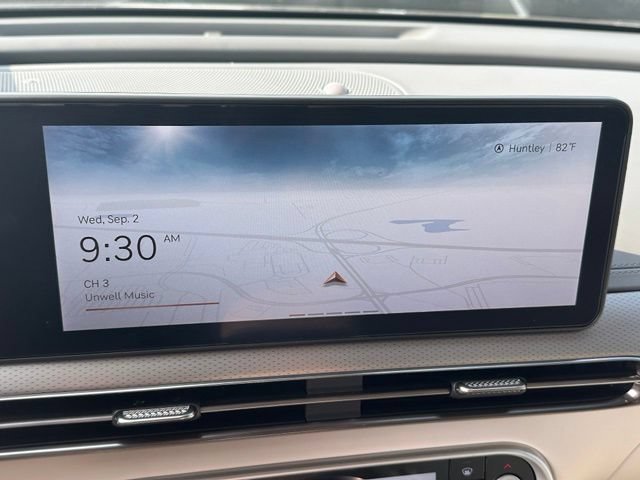 Used 2025 Genesis GV60 Advanced AWD/4WD image 29