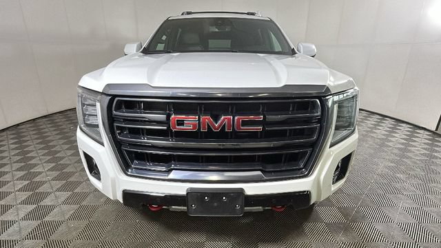 Used 2022 GMC Yukon XL AT4 AWD/4WD image 7