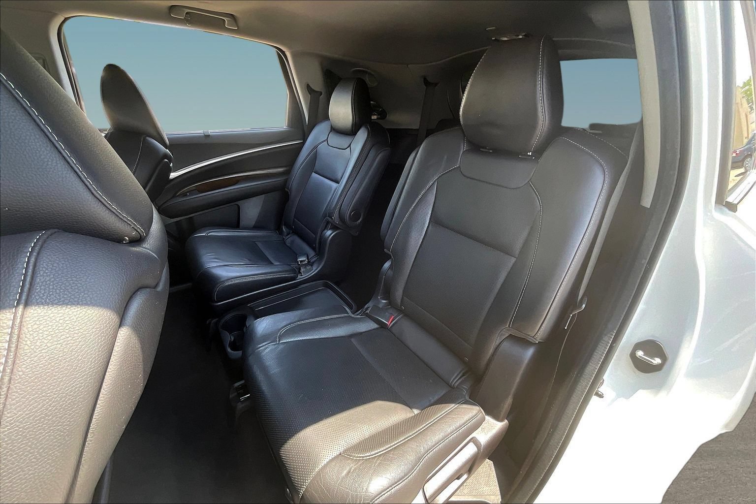 Used 2019 Acura MDX w/ Tech & Entertainment Pkg AWD/4WD image 21