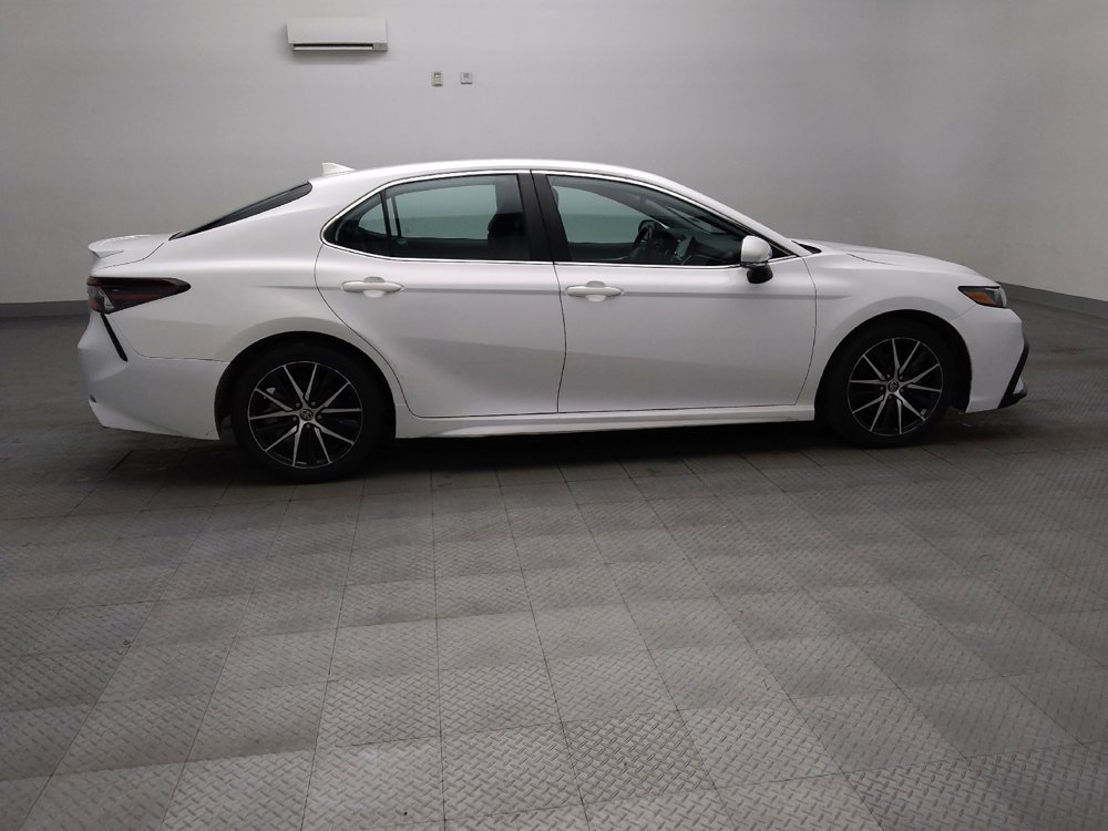 Used 2023 Toyota Camry SE FWD image 10