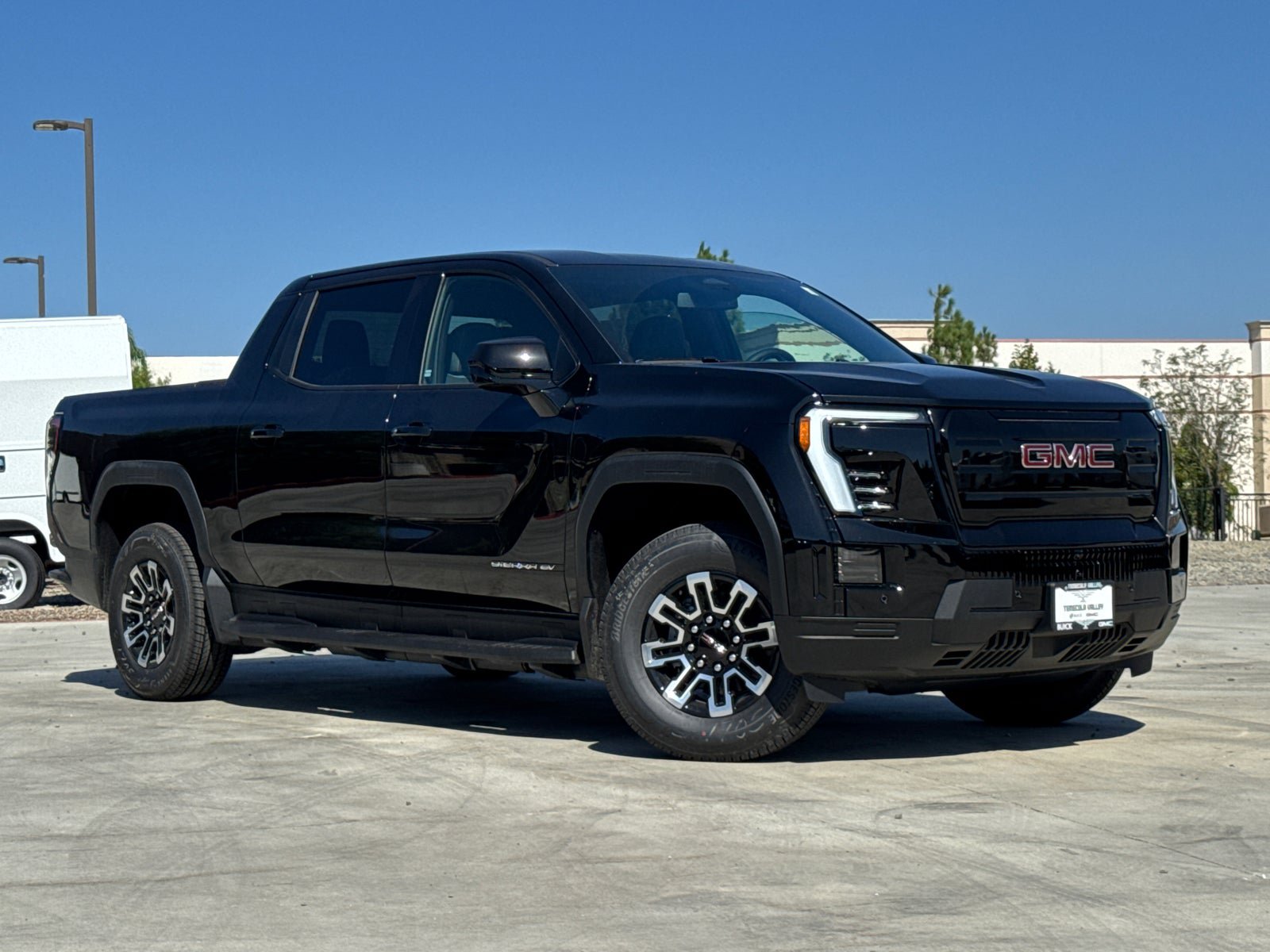 Used 2026 GMC Sierra EV Elevation AWD/4WD image 2