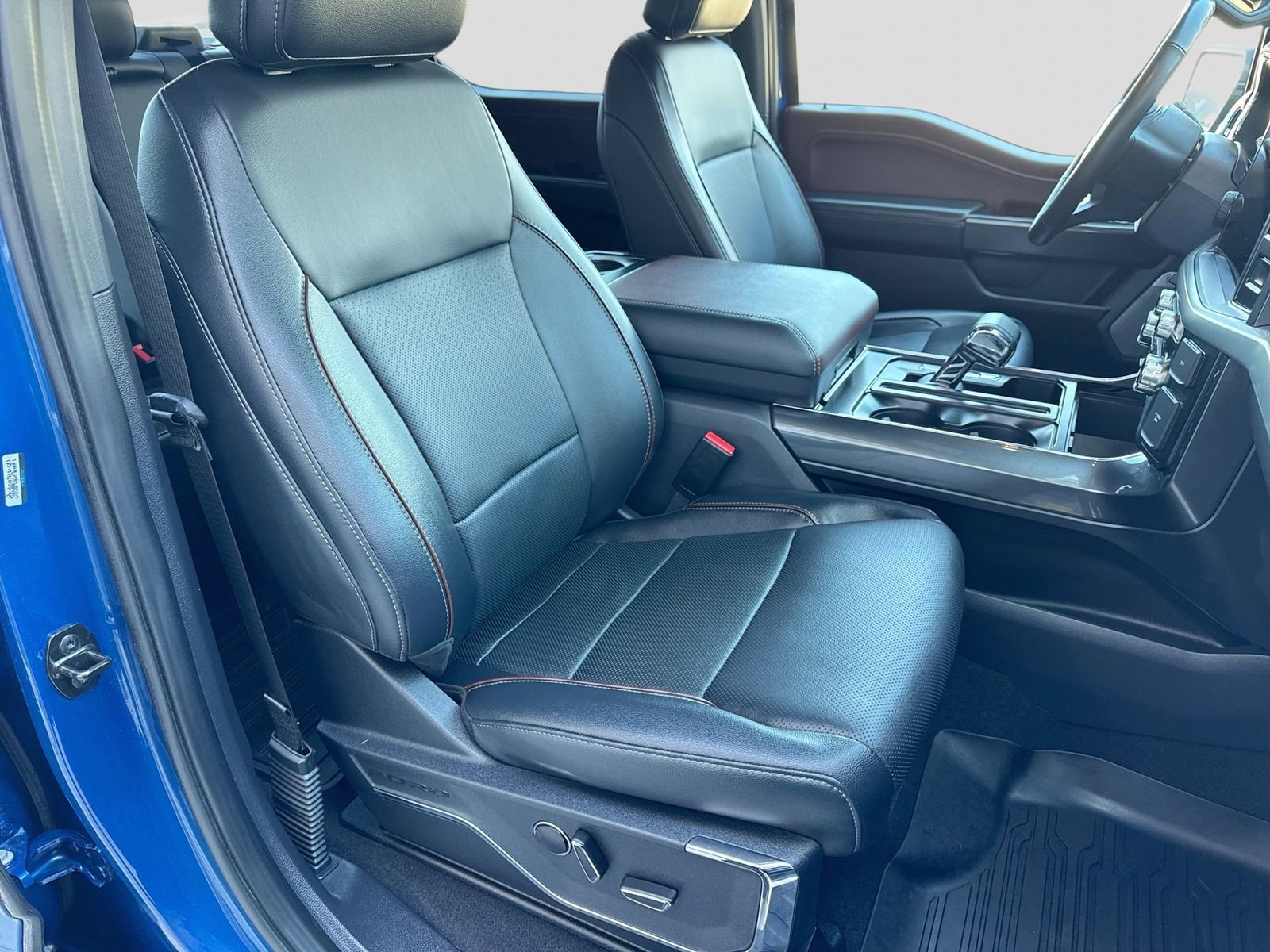 Used 2023 Ford F150 Lariat w/ Equipment Group 502A High AWD/4WD image 22