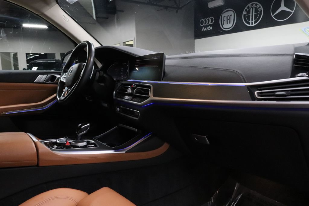Used 2022 BMW X7 xDrive40i w/ Premium Package image 33