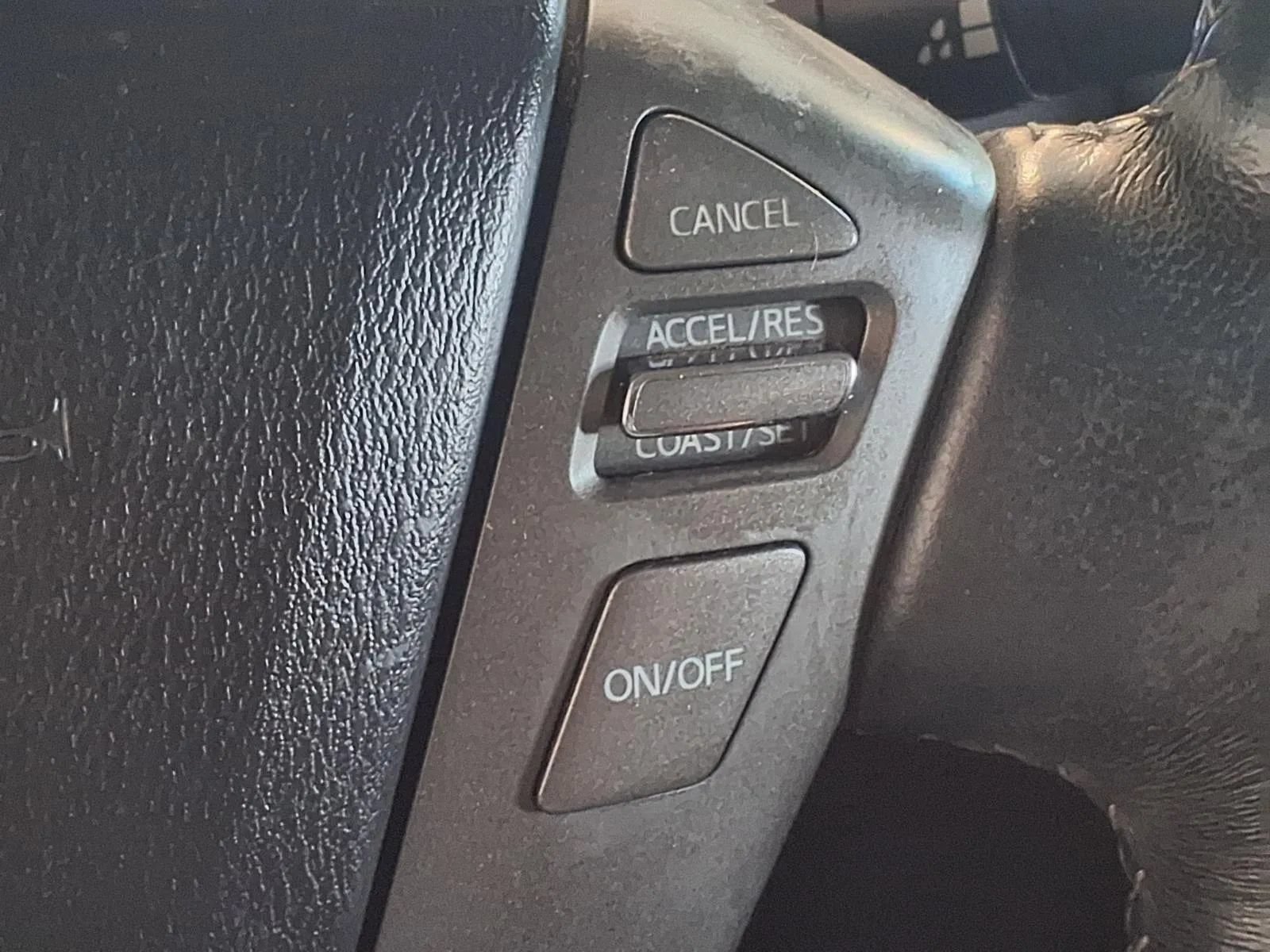Used 2017 Nissan Armada SV AWD/4WD image 29