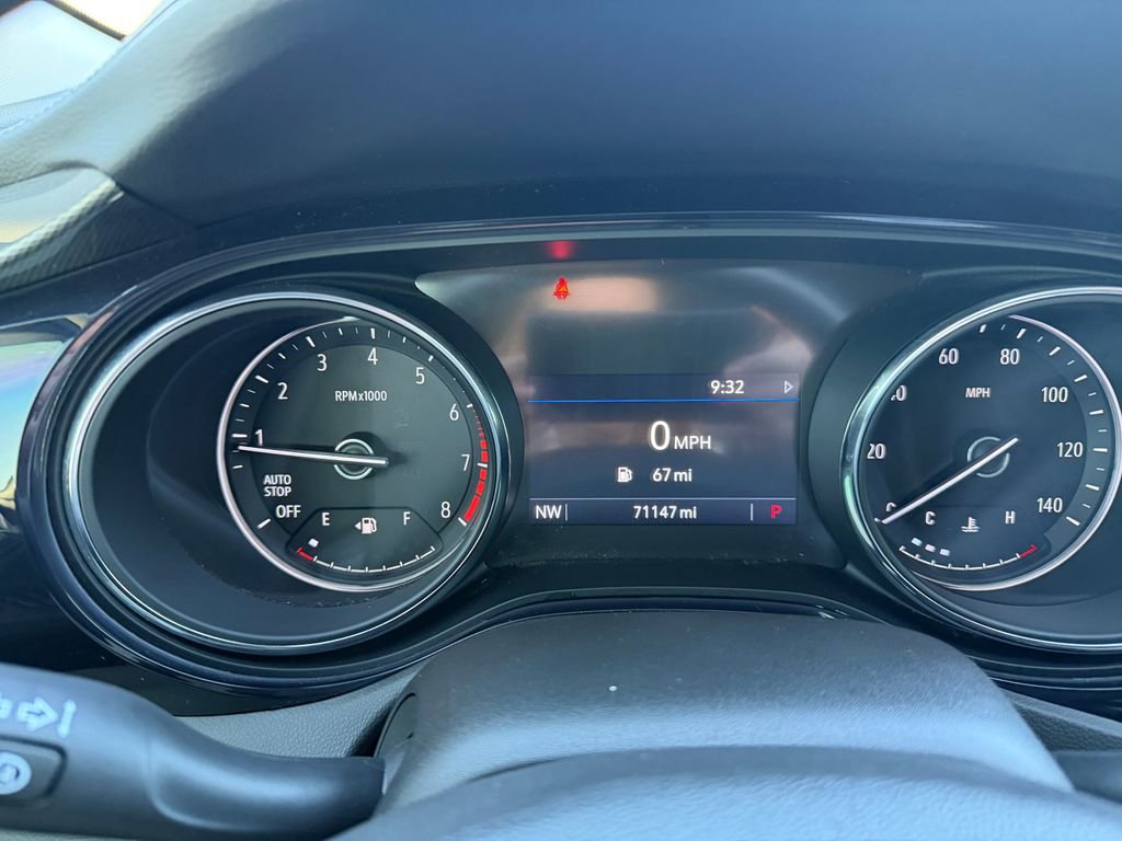 Used 2023 Buick Encore GX Select image 22