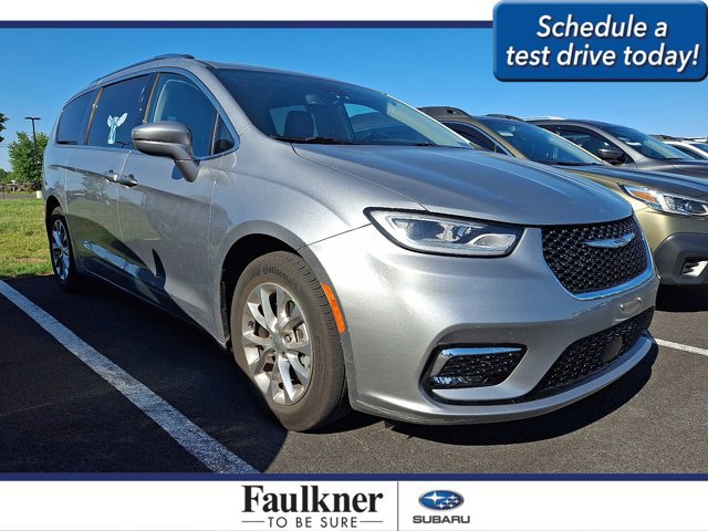 Used 2021 Chrysler Pacifica Touring-L