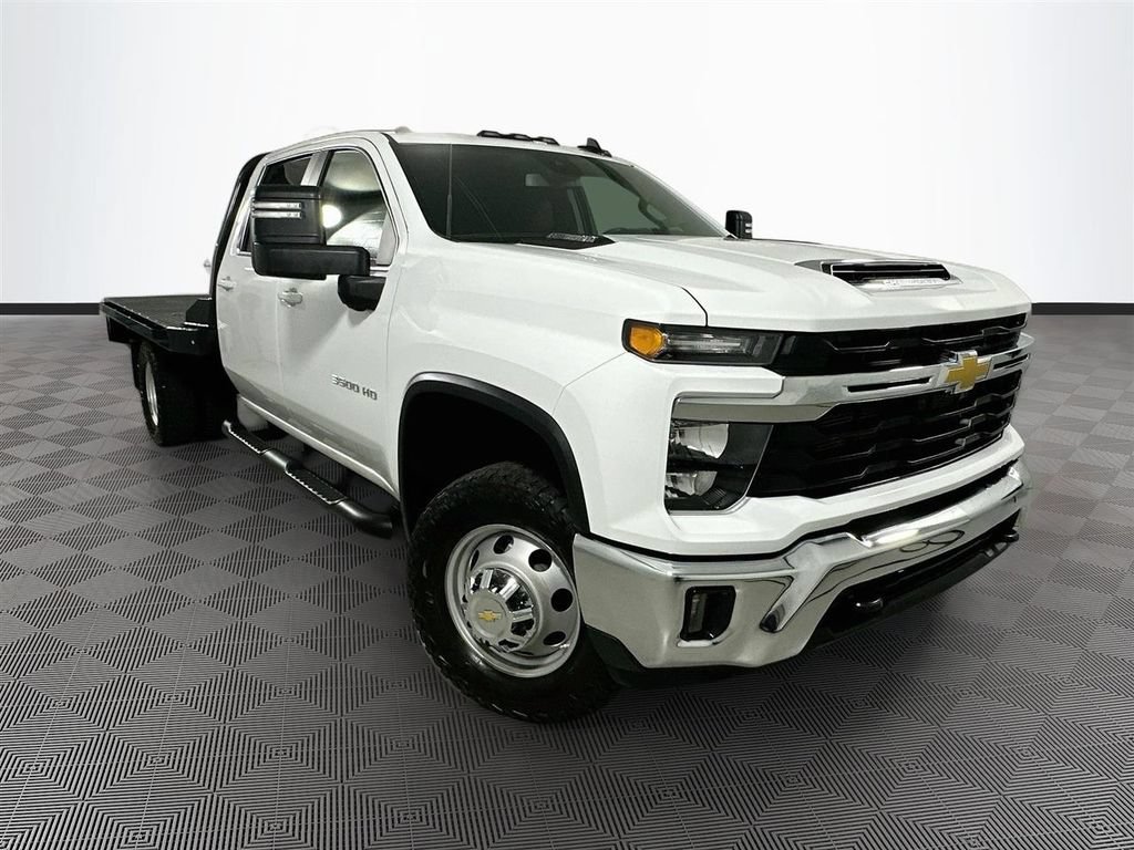 Used 2025 Chevrolet Silverado 3500 LT w/ Convenience Package