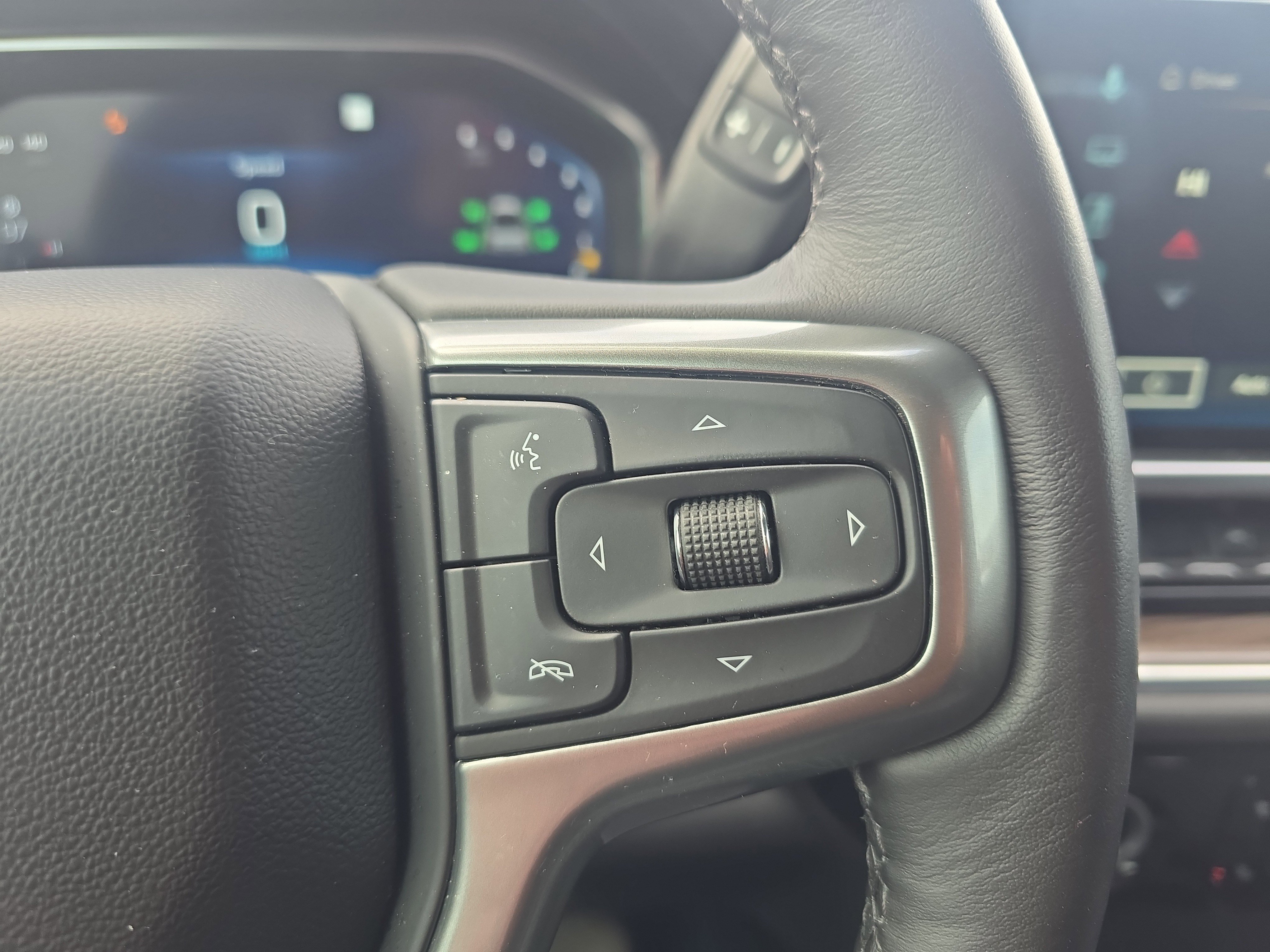 Used 2022 Chevrolet Silverado 1500 LT image 24