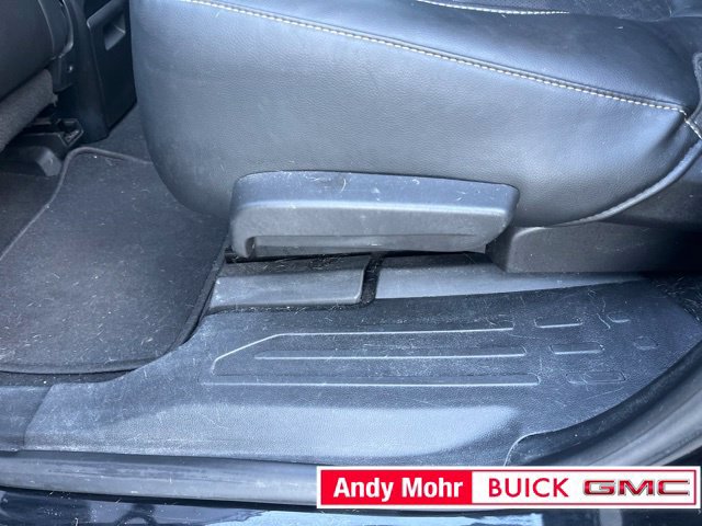 Used 2017 GMC Acadia SLT FWD image 36