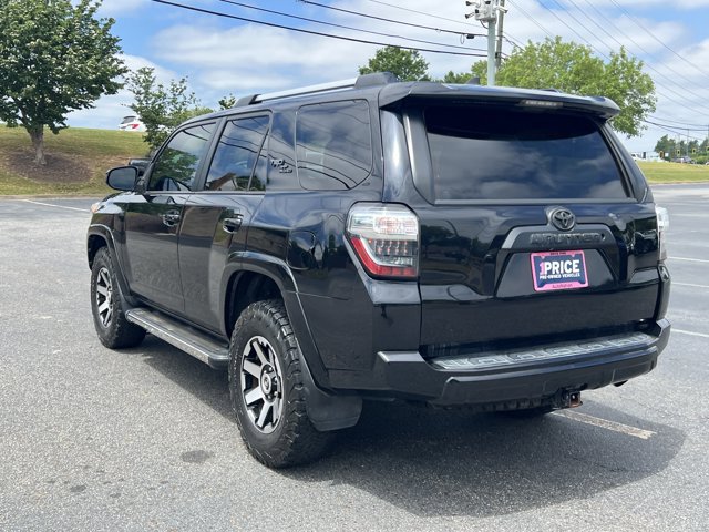Used 2018 Toyota 4Runner TRD Off-Road AWD/4WD image 7