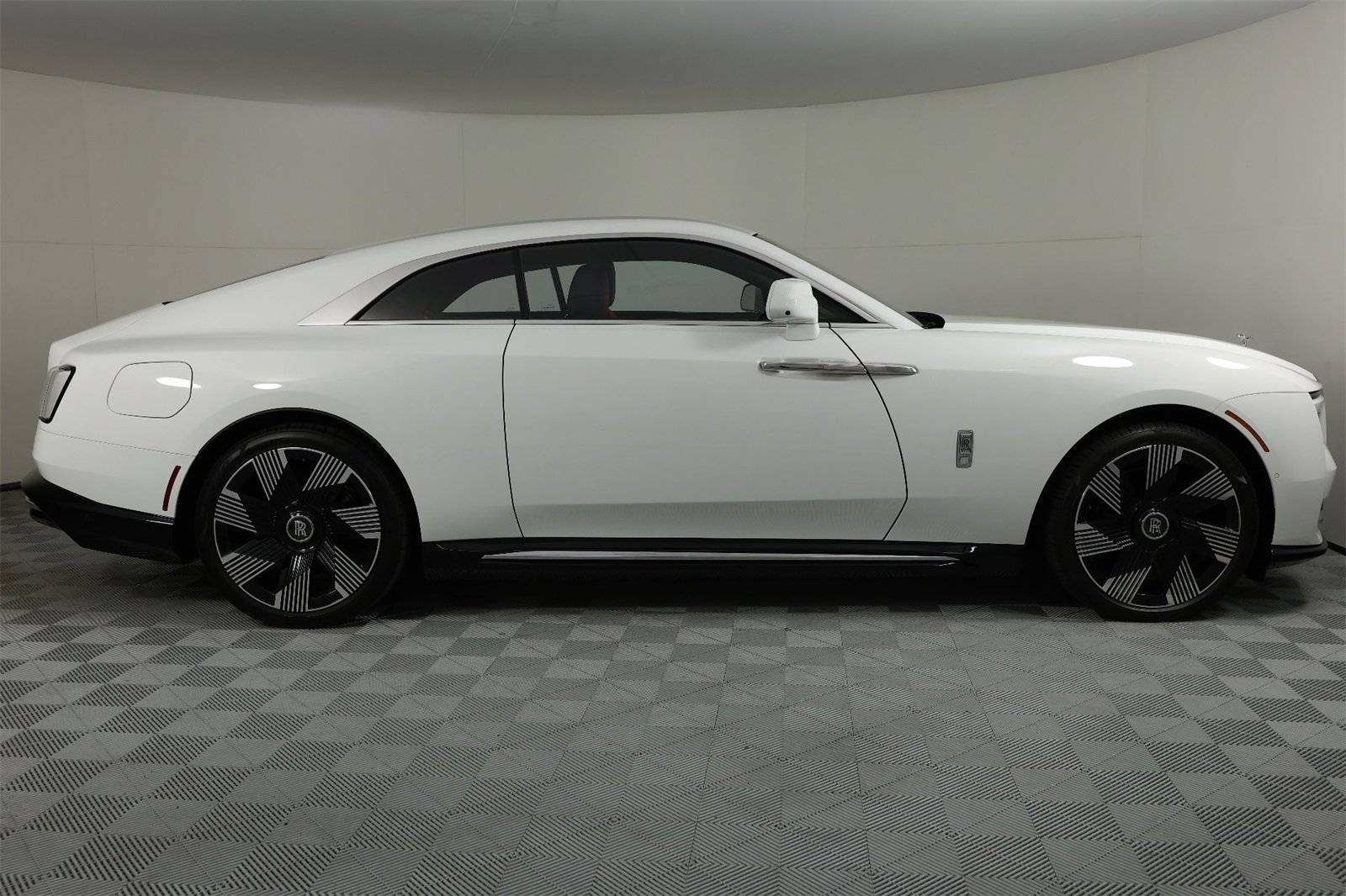 New 2025 Rolls-Royce Spectre w/ Spectre Launch Package image 8