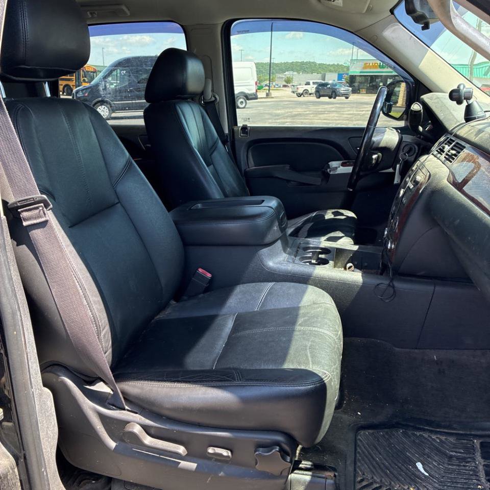Used 2013 Chevrolet Tahoe LT AWD/4WD image 11