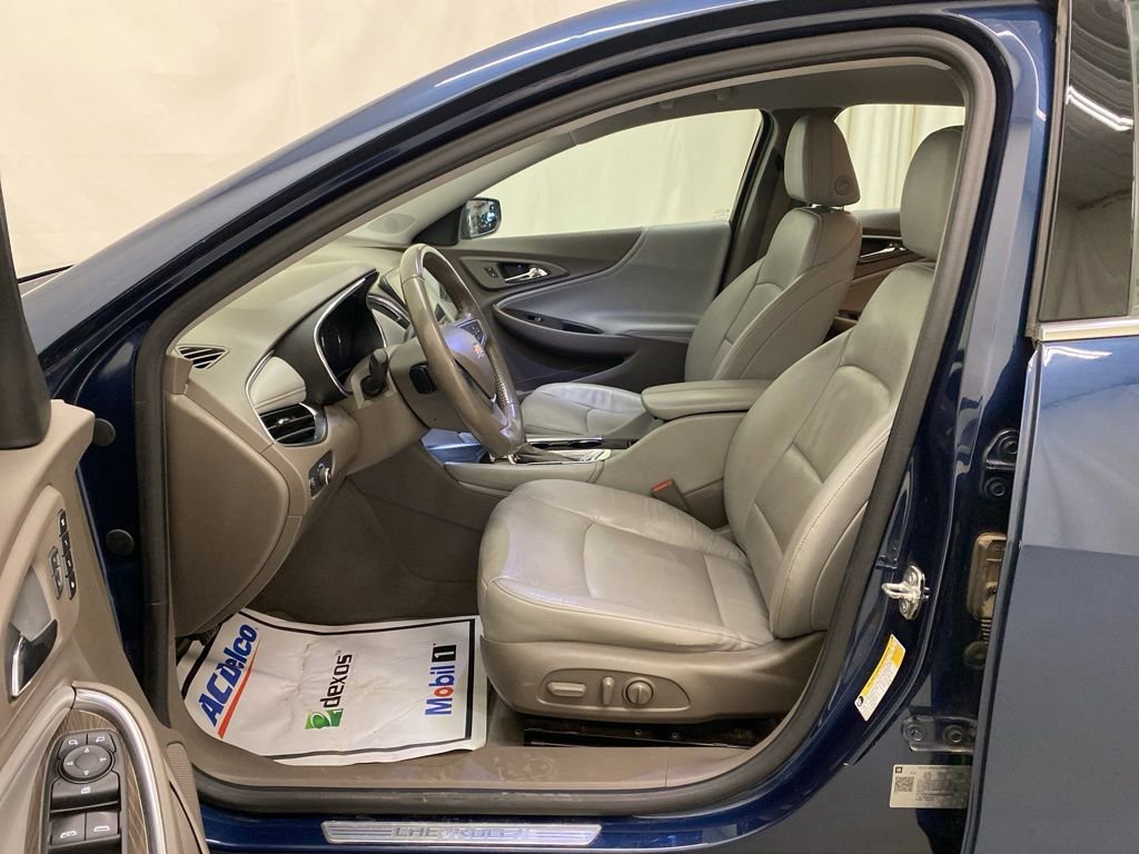 Used 2019 Chevrolet Malibu Premier image 13