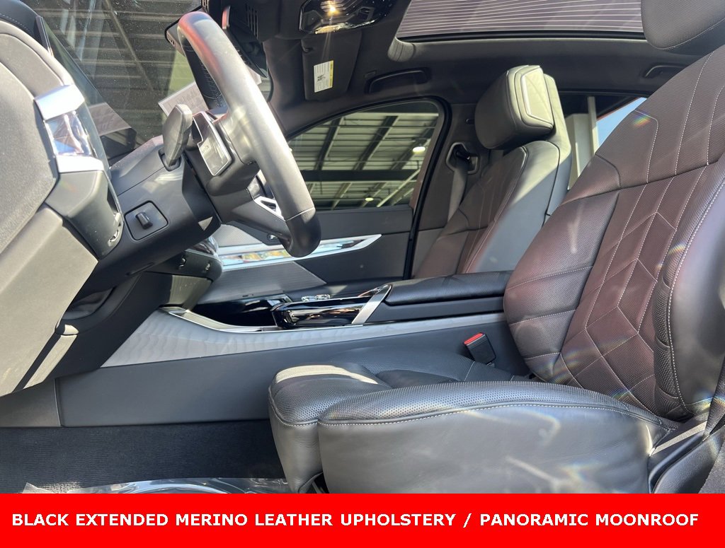 Used 2023 BMW i7 xDrive60 image 5