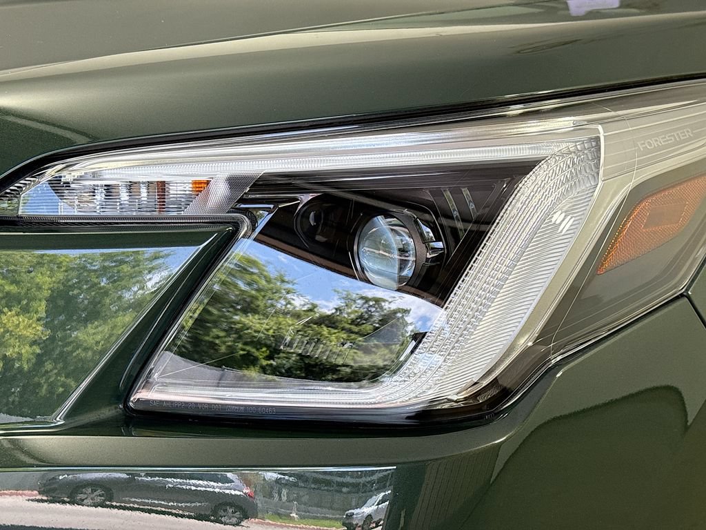 Used 2024 Subaru Forester Limited AWD/4WD image 39