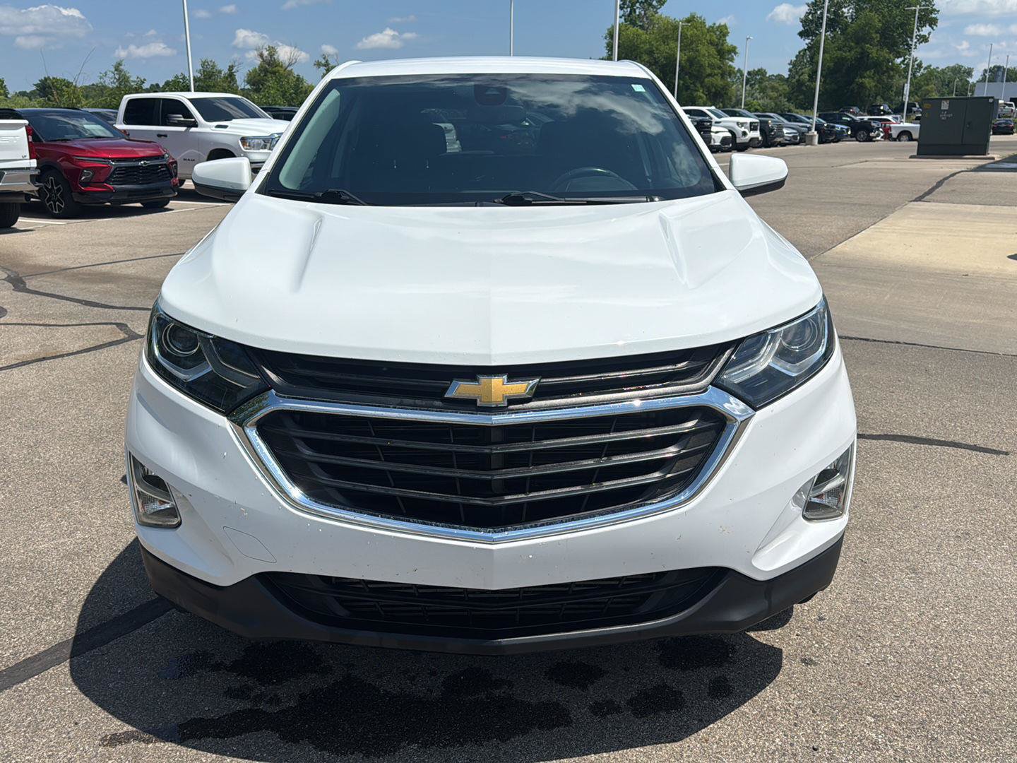 Used 2020 Chevrolet Equinox LT w/ Driver Convenience Package FWD image 8
