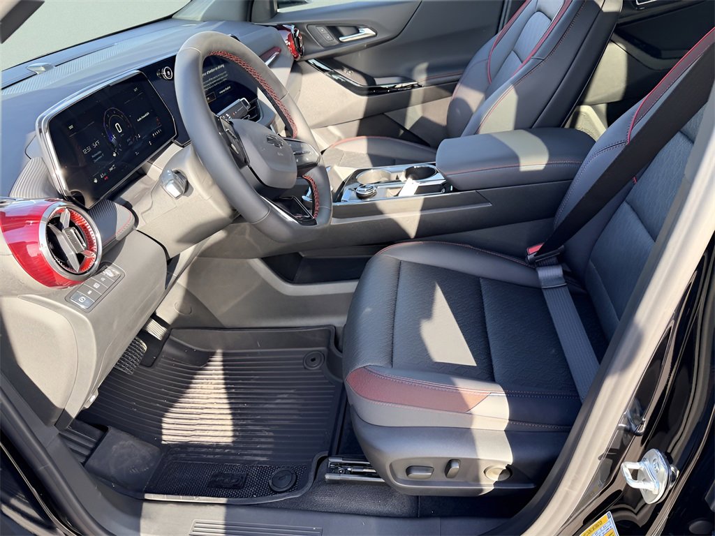 New 2026 Chevrolet Equinox RS w/ LPO, Floor Liner Package image 12