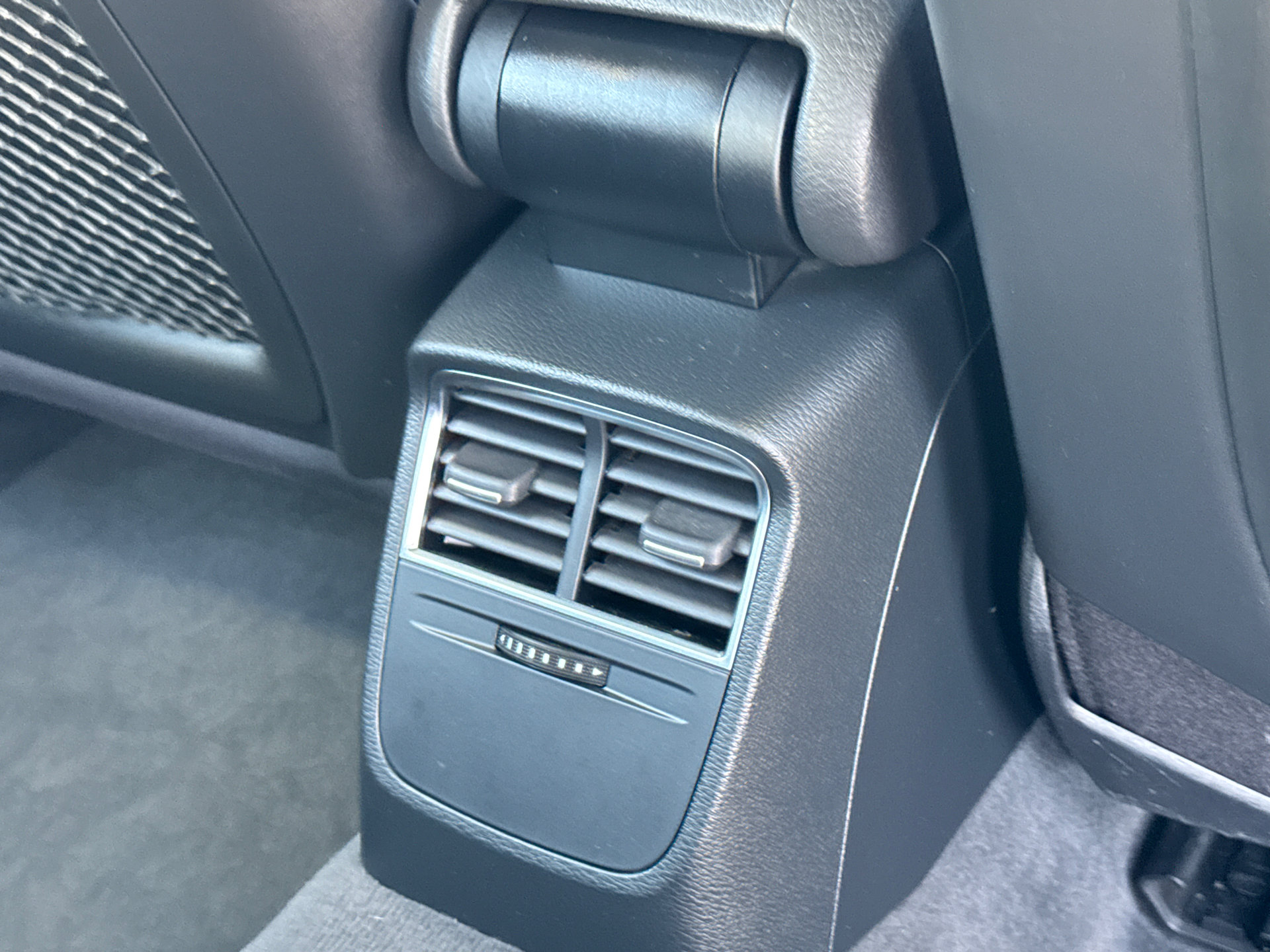 Used 2018 Audi A3 2.0T Premium image 20