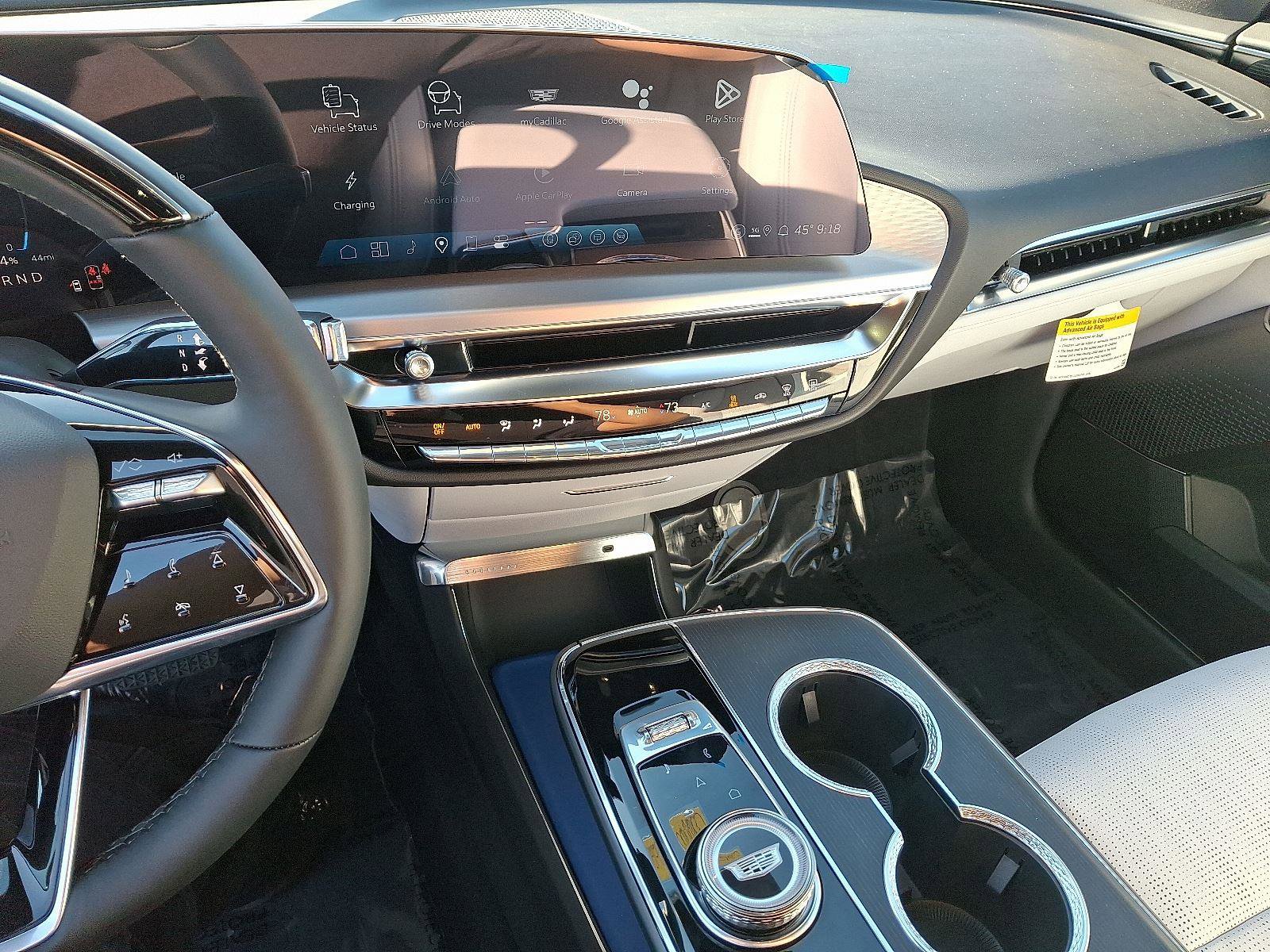 New 2026 Cadillac Lyriq Luxury image 9