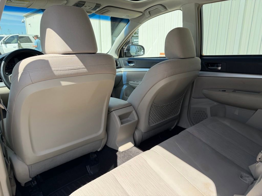 Used 2013 Subaru Outback 2.5i Premium AWD/4WD image 20