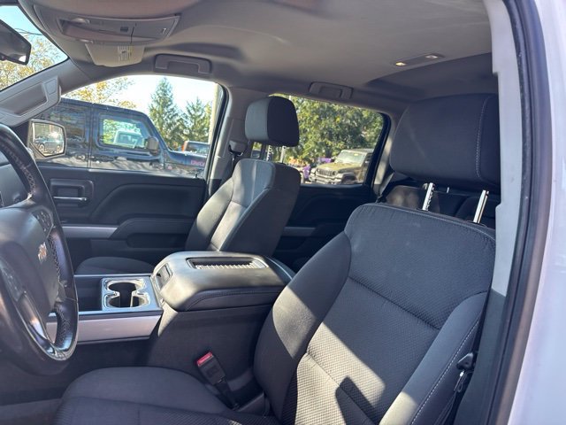 Used 2018 Chevrolet Silverado 1500 LT w/ All Star Edition AWD/4WD image 9
