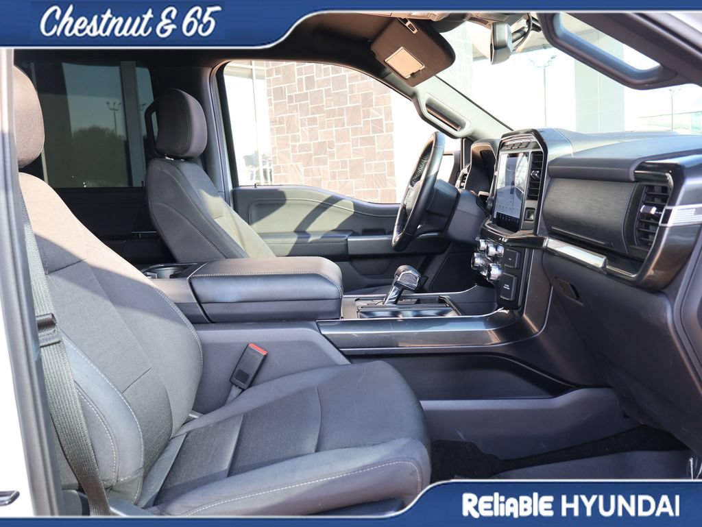 Used 2022 Ford F150 XLT w/ Equipment Group 302A High AWD/4WD image 9