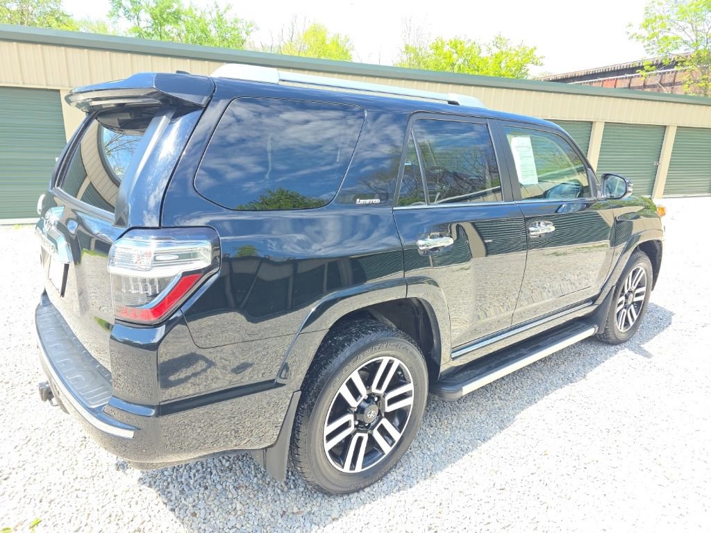 Used 2018 Toyota 4Runner Limited AWD/4WD image 6