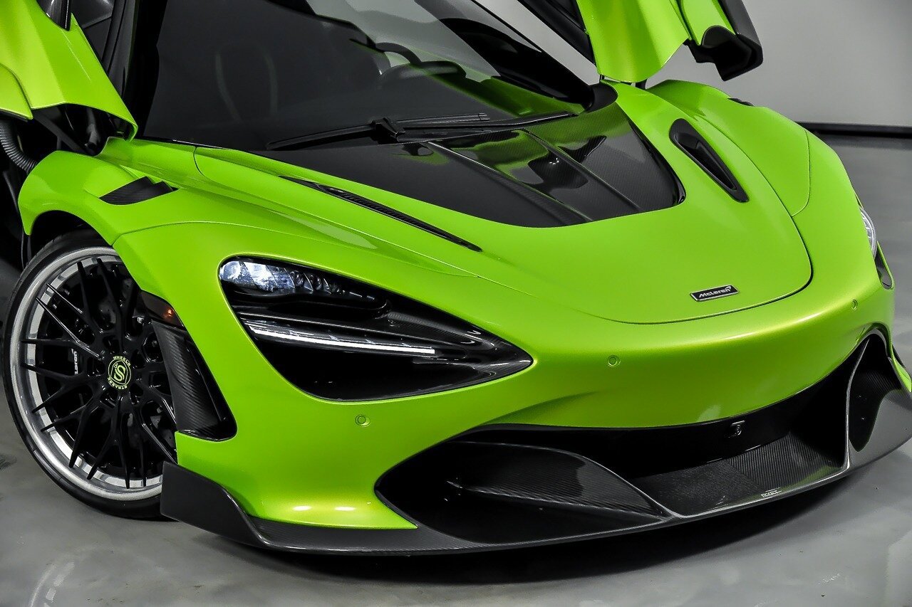 Used 2019 McLaren 720S RWD image 3